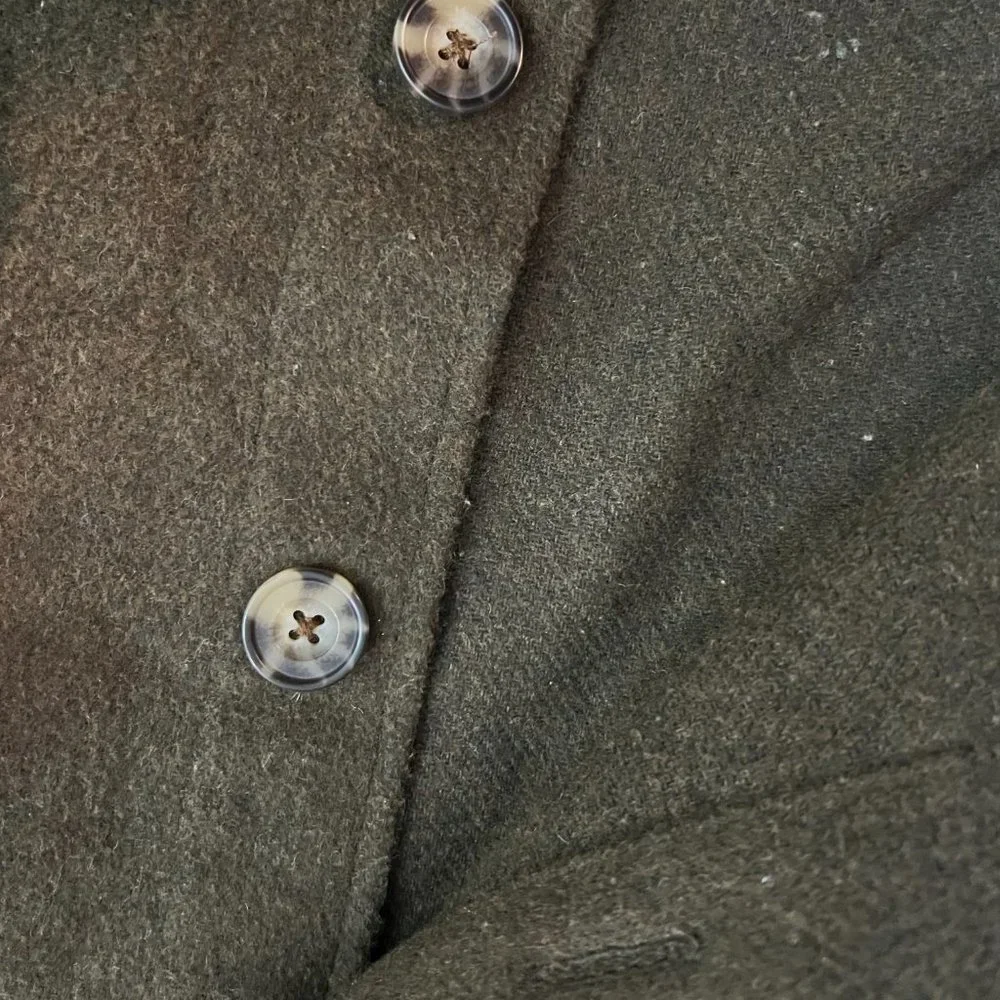 Shacket - Picture 6 of 6